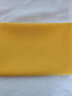 Geschirr Farbe Gelb